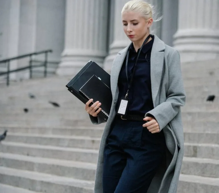 LEC Partners Expert Witness Leaving Courthouse